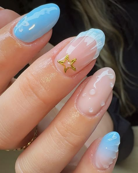 Beach Nails Starfish, Blue Seashell Nails, Blue Sea Nails, Sea Blue Nails, Aqua Nails Design Ideas, Sea Inspired Nails, Blue Ocean Nails, Nails Seashell, Almonds Nails