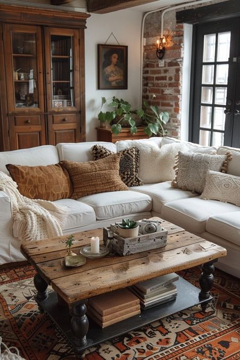 Living Room Ideas Natural Wood, Apartment Decorating Country, Around The Tv Decor Ideas, Rustic Cottage Living Room Ideas, Vintage Western Living Room, Rustic Boho Living Room Decor, Boho Cottage Decor, Living Room Cottagecore, Cozy Vintage Living Room