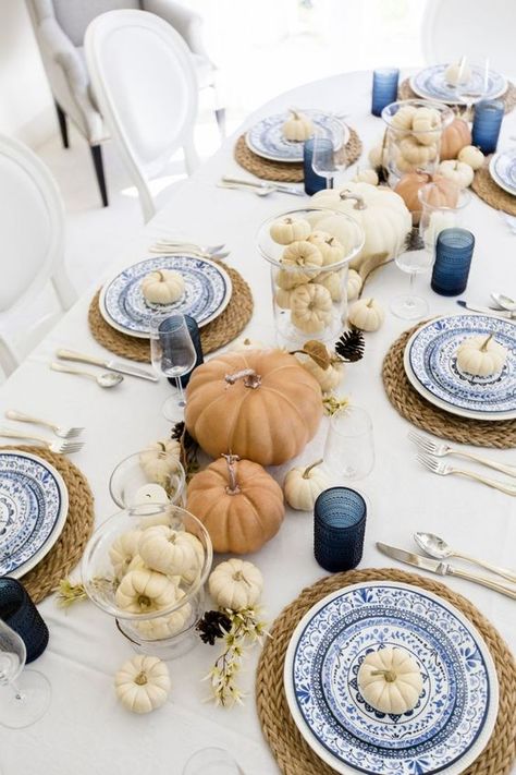 Blue Thanksgiving Table, Blue Thanksgiving, Blue Table Settings, Fashionable Hostess, Thanksgiving Inspiration, Easter Table Settings, Fall Entertaining, Fall Table Settings, Fall Thanksgiving Decor