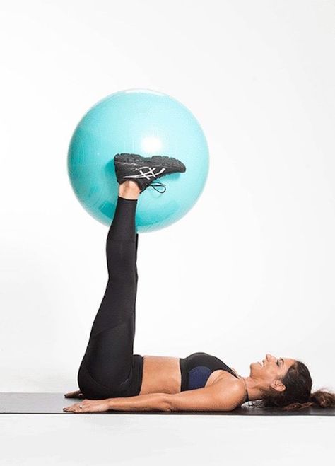 6 Stability Ball Workouts For Every Part Of Your Body Workout Ball, Ball Yoga, Ball Workouts, Postpartum Exercise, Athlete Training, Stability Ball Exercises, Strength Workouts, Ball Workout, Exercise Balls