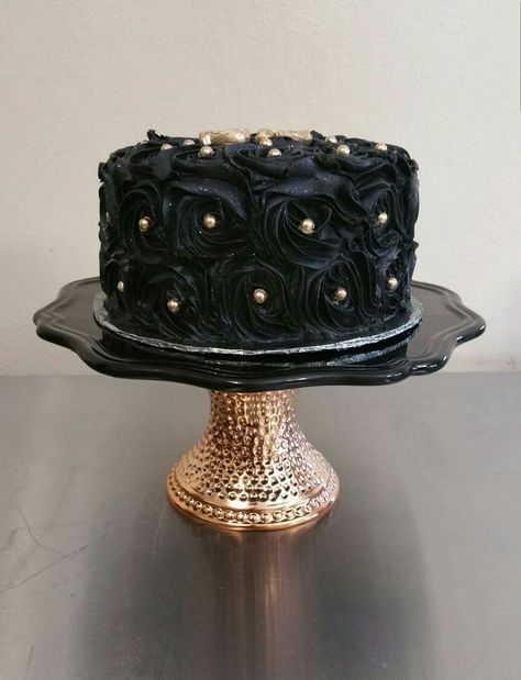 Black And Gold Cakes For Ladies, Simple Black And Gold Cake, Hot Pink And Black Birthday Cake, Black And Rose Gold Cake, Geometric Cake Design, Black And Gold Birthday Cake, Housewarming Cake, Hot Pink Cakes, Black And Gold Cake