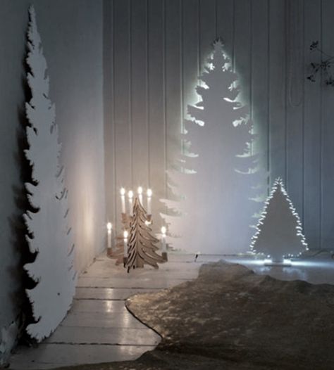 Foam board back-lit Christmas Trees!! Cardboard Tree, Štědrý Den, Cardboard Christmas Tree, Alternative Christmas, Alternative Christmas Tree, Creative Christmas Trees, Navidad Diy, Noel Christmas, Diy Christmas Tree