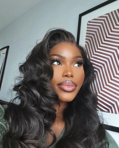 Sew In Hairstyles, Natural Models, Hair Things, Hairstyles For Layered Hair, Dark Skin Beauty, Makeup Eye Looks, Face Card, Business Hairstyles, Brown Wig