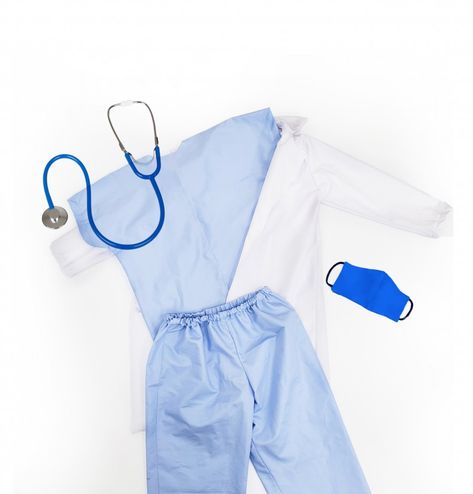 Kids Doctor Costume - Free Sewing Pattern - Mood Sewciety Diy Doctor Costume For Kids, Diy Doctor Costume, Kids Nurse Costume, Toddler Doctor Costume, Doctor Costume Kids, Kids Scrubs, Scrubs Pattern, Doctor Coat, The Mask Costume