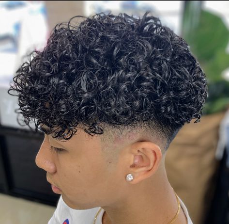 Perm For Men Short Hair, Men Curls Hairstyles, Perm With Fade, Curly Hair Perm Men, Curly Hair With Taper, Mens Perm Fade, Perm Curls Short Hair, Curly Perm Men, Perm Aesthetic