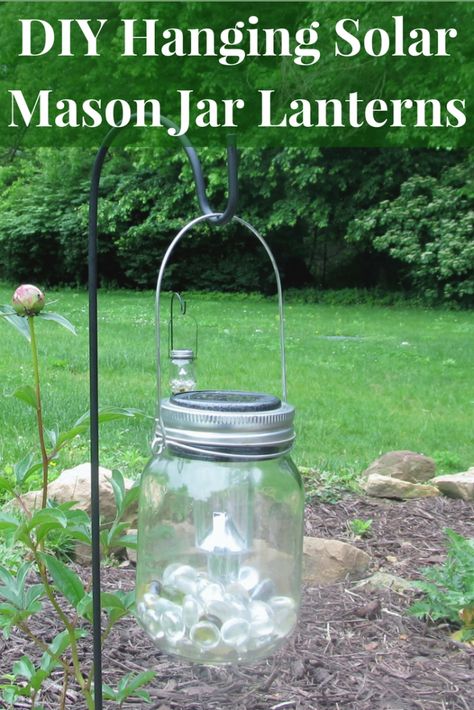 Make a mason jar solar Lantern with simple supplies from the Dollar Tree. Who knew Dollar Tree solar lights fit inside mason jars? Solaire Diy, Jar Hanging, Mason Jar Solar Lights, Diy Mason Jar Lights, Mason Jar Lights, Solar Light Crafts, Solar Lights Diy, Solar Mason Jars, Hanging Solar Lights