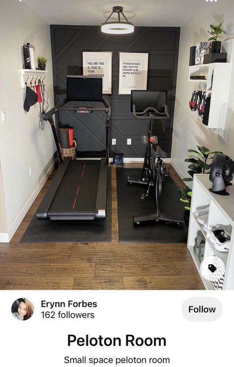 Small Excersise Room, Small Work Out Room Ideas Home, Small Home Office And Gym Ideas, Simple Garage Gym Ideas, Excersise Room Decor Home Gyms, Workout Living Room Design, Closet Home Gym, Tiny Workout Room, Tiny At Home Gym