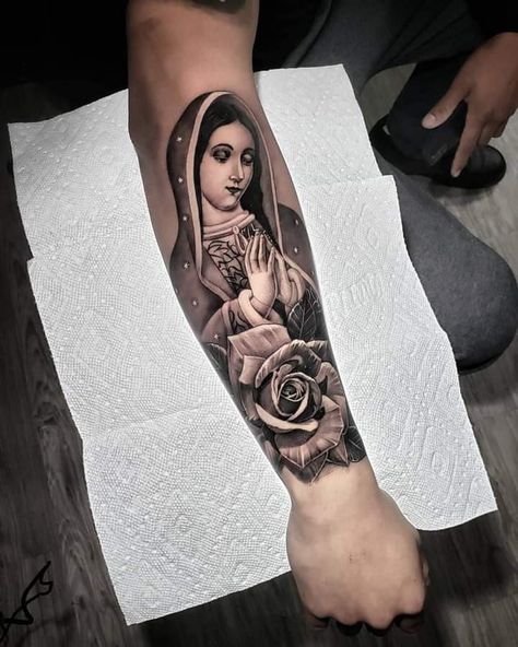 La Virgen De Guadalupe Tattoo Ideas Arm, Virgin Mary Tattoo Forearm Men, Mexican Virgin Mary Tattoo, Virgen De Guadalupe Tattoo Ideas Forearm, Virgin Guadalupe Tattoo, Virgen De Guadalupe Tattoo Ideas Women, Virgen Mary Tattoo Design, Virgin Mary Tattoo For Women, Virgin De Guadalupe Tattoo Ideas