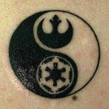 Dark side/light side tattoo Jedi Tattoo, Yang Tattoo, Yin Yang Tattoos, Geek Tattoo, Tattoos Skull, Star Wars Tattoo, Body Modification, Star Wars Wallpaper, Art Things