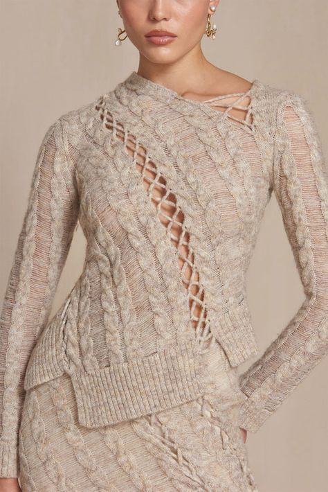 Crochet Tops For Women, Fall 23, Fashion Institute, Cult Gaia, Knit Fashion, Knit Skirt, Knitting Inspiration, Cute Crochet, Sweater Weather