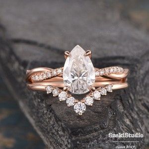 Pear Bridal Ring Sets, Pear Engagement Ring With Wedding Band, Marquise Bridal, Rose Gold Ring Set, Moissanite Engagement Ring Rose Gold, Half Eternity Ring Diamond, Engagement Rings Twisted, Pear Cut Engagement Rings, Round Halo Engagement Rings