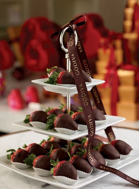 Chocolate Covered Strawberries - Godiva Cookie Display, Godiva Chocolate, Wedding Chocolate, Chapters Indigo, Chocolate Dipped Strawberries, Dessert Tray, I Love Chocolate, Food Stands, Strawberry Dip