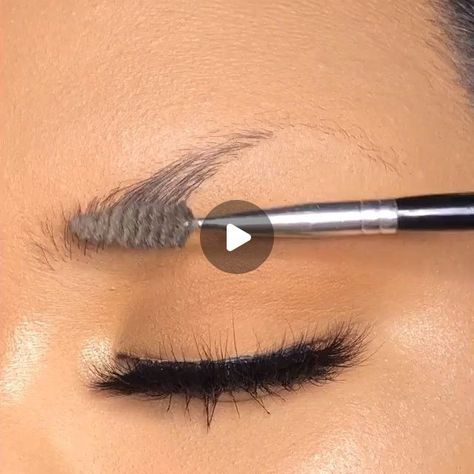 No Tail Eyebrows, Eyebrow Tutorial No Eyebrows, Eyebrow Arch Shape Black Women, Arched Eyebrows Tutorial, How To Apply Eyebrows For Beginners, Eyebrow Powder Tutorial, Eyebrow Hacks Shape Perfect Brows, Tutorial For Eyebrows, How To Do My Eyebrows