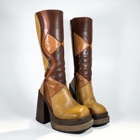 1970s Shoes, 70s Boots, 70s Inspired Outfits, Patchwork Boots, Leather Platform Boots, Brown Heeled Boots, 70s Vintage Fashion, Funky Shoes, Fashion Wishlist