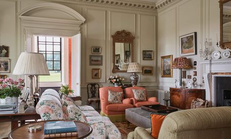 English Arts And Crafts Interiors, Ben Pentreath Interiors, Baroque House, Edwardian Kitchen, Ben Pentreath, Drawing Rooms, Robert Kime, English Houses, Classical House