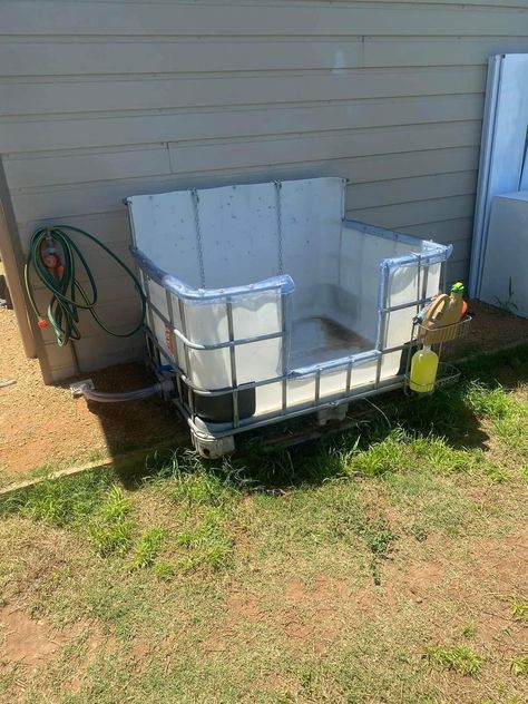 Dog Washing Station Outdoor, Dog Washing Station, Porch Colors, Dog Yard, Black Painting, Painted Concrete Porch, Dog Wash, Concrete Porch, Floor Ceiling