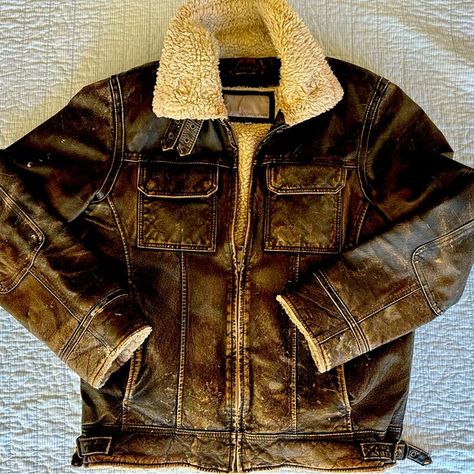 Vintage Wilson Leather Faux Sherpa Bomber Jacket Sz M Vintage Jacket, Jacket Style, High Quality Leather, The Vintage, Casual Outfit, Brown Color, Insulation, Bomber Jacket, Casual Outfits