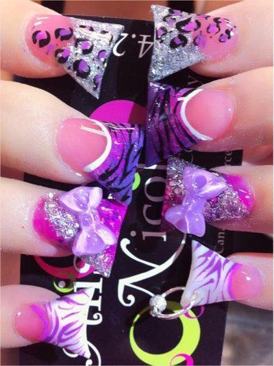 Love the colors and design...not the duck look Duck Tip Nails, Flared Nails, Flare Nails, Fan Nails, Duck Nails, Purple Nail, Really Cute Nails, Crazy Nails, Tip Nails