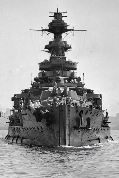 Dreadnought Battleship, Hms Queen Elizabeth, British Royal Navy, Royal Navy Ships, Us Navy Ships, Flying Boat, Naval History, The United States Of America, Navy Ships