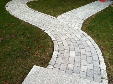 pattern for walkway | ... pavers use a running bond pattern to follow the gentle walkway curves Paver Walkway From Driveway To Front Door, Curved Walkway Landscaping, Curved Patios, Paver Front Walkway, Paver Pathway Ideas, Curved Brick Path, Curved Paver Walkway, Backyard Paving, Curved Walkway