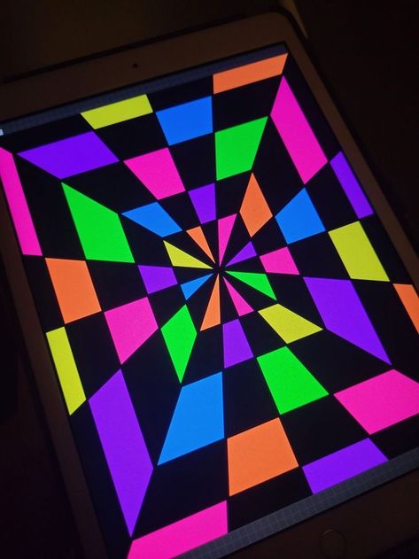 Glow In The Dark Painting Ideas, Dark Painting, Trippy Patterns, Markers Drawing Ideas, Art Funky, Trippy Drawings, Trippy Designs, Trippy Painting, Canvas Art Projects