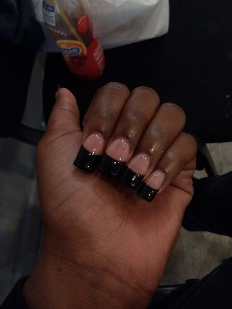 Nail idea Acrylic Nail Ideas Black, Short French Tip Acrylic Nails Black, Medium Length Black Nails, Nail Idea Black, Nail Ideas Black Women, Nail Ideas Black, Black French Tips, French Tip Acrylic Nails, Nail Idea