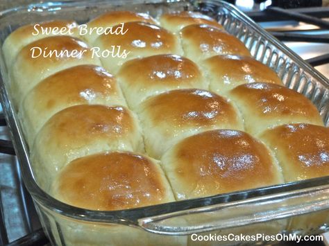 Sweet Bread Rolls Aloha Bread, Easy Sweet Bread, Country Bakery, Bread Roll Recipe, Bread Dinner, Breads Recipes, Sweet Bread Rolls, Bread Homemade, Homemade Rolls