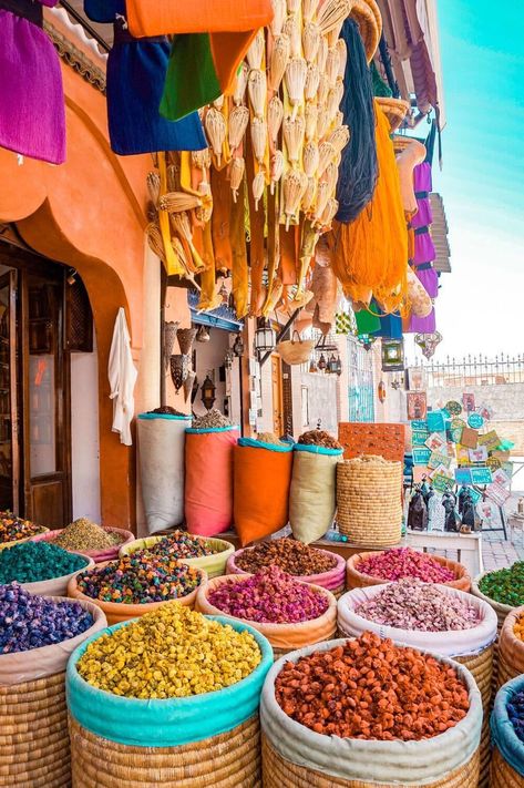 Marrakesh Market, Morocco Market, Souk Marrakech, Medina Marrakech, Morocco Aesthetic, Moroccan Aesthetic, Moroccan Inspiration, Marrakech Travel, Henna Party