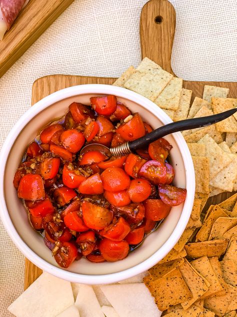 Balsamic Marinated Tomatoes Balsamic Marinated Cherry Tomatoes, Balsamic Marinated Tomatoes, Marinated Grape Tomatoes, Vegan Take Out, Flax Seed Crackers, Balsamic Marinade, Gluten Free Toast, Thanksgiving Meals, Marinated Tomatoes