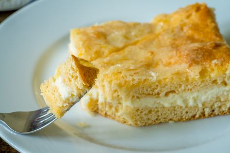 Lemon Cream Cheese Squares 13 Lemon Cheesecake Filling, Cream Cheese Squares, Crescent Squares, Recipe For Cream Cheese, Sopapilla Cheesecake Bars, Lemon Cream Cheese Bars, Icebox Desserts, Cheese Squares, Cream Cheese Crescent Rolls