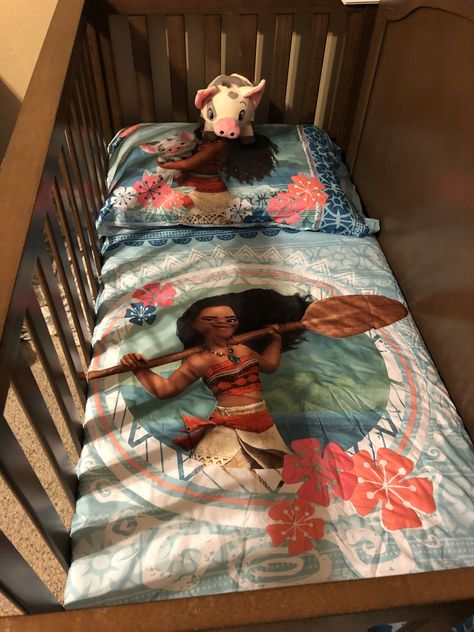 Moana Moana Bedroom Ideas, Moana Bedroom, Moana Room, Toddler Bedroom Girl, Baby Room Themes, Nursery Room Inspiration, Twins Room, Toddler Bedrooms, Twin Babies