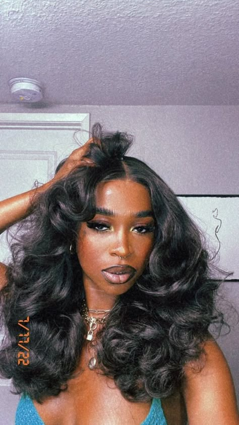 Big Loose Curls Black Women, Hairstyles For Prom For Black Women, Thick Wigs For Black Women, 70s Hair Flip Black Women, 90s Blowout Wig Black Women, Black Woman 70s Hair, Big Curls For Long Hair Black Women, Messy Curls Black Women, Style Ideas Black Women