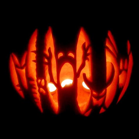 Tree Pumpkin Carving, Advanced Pumpkin Carving, Pumpkin Carving Advanced, Pumpkin Carving Ideas Intricate, Vampire Carved Pumpkin, Pumkin Carving Intricate, D&d Pumpkin Carving, Halloween Pumpkin Designs, Pumpkin Design