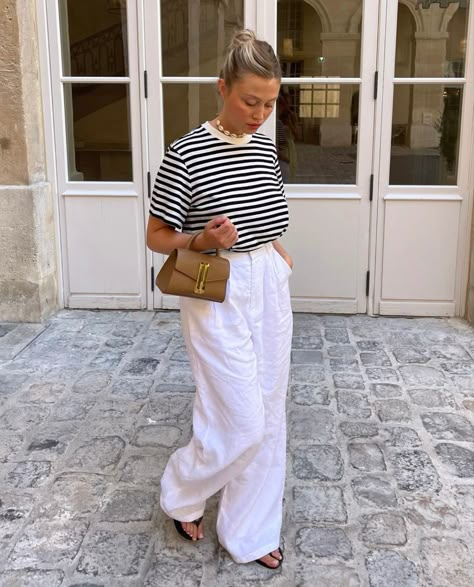 White Linen Pants Outfit, Spring Teacher Outfits, Linen Pants Outfit, Nashville Outfits, White Linen Pants, City Outfits, The Kooples, Pantalon Large, Latest Outfits