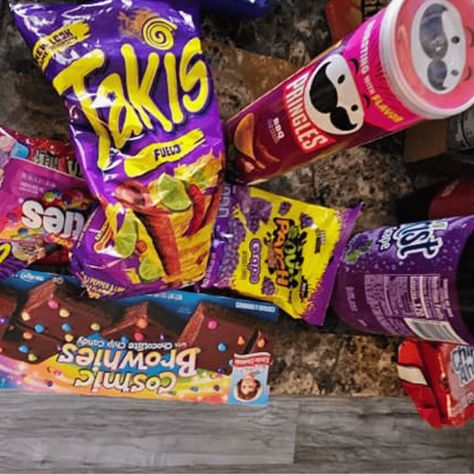 Ultimate List of 110+ Purple Snacks for a Color Party – Food To Bring Purple Picnic Food, Purple Snack Basket, Purple Color Party Food Ideas, Purple Board Night Food, Purple Snacks For Color Party, Purple Food Board, Color Party Purple, Purple Food Ideas Snacks, Purple Foods For Color Party