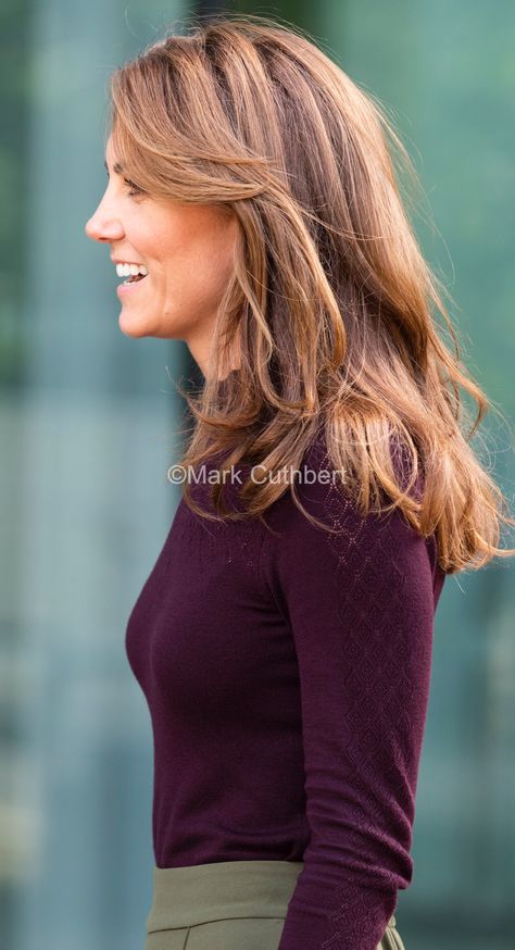 Ducesa Kate, Kate Middleton Makeup, Snappy Casual, Düşes Kate, Looks Kate Middleton, Kate Middleton Hair, Kate Middleton Wedding, Kate Middleton Outfits, Celebrity Wedding Dresses