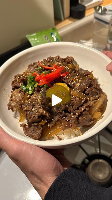 1M views · 91K likes | @cabagges.world on Instagram: "egg yolk was not having it 🫠 an easy #gyudon & #misosoup for dinner 

#cooking #japanesefood #donburi #dinnerideas #cookingtogether #recipe #recipeideas #easyrecipes" Donburi Recipe, Miso Soup, Cooking Together, Egg Yolk, Japanese Food, Egg, Easy Meals, On Instagram, Instagram