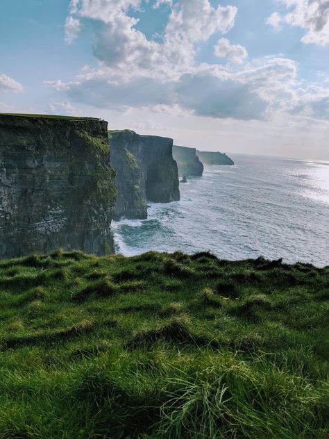 Cliffs Of Moher Tattoo, Ireland Spring, Magical Ireland, Ireland Cliffs, Ireland Honeymoon, Cliffs Of Moher Ireland, Ireland Aesthetic, Vision 2024, Travel Ireland