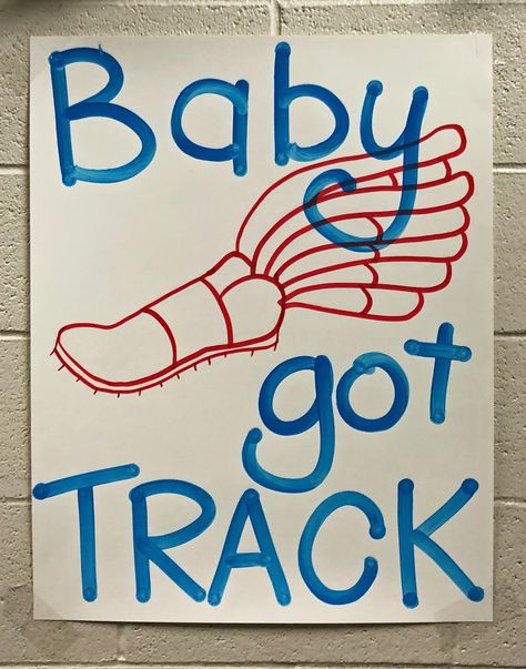 Track Signs High School, Track Poster Ideas For Friends, Track Posters High School, Cheer Posters Ideas Signs Cheerleading School Spirit, Track Senior Night Posters, Sophomore Class Signs, Track Poster Ideas, Cheer Posters Ideas Signs, Stuco Poster