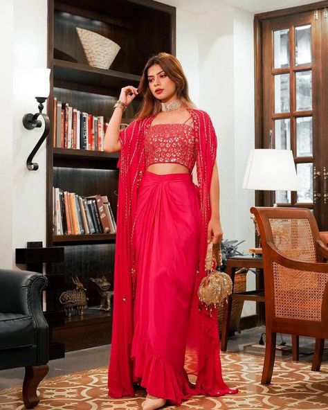 Nagma Mirajkar Outfits, Shrug Lehenga, Lehenga Sangeet, Pink Georgette Lehenga, Dhoti Dress, Lehenga Outfits, Functional Dress, Nagma Mirajkar, Bridesmaids Lehenga