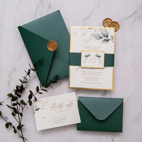 Green Gold Weddings, Gold Wedding Stationery, Green Invitations, Mirror Paper, Emerald Green Weddings, Design Invitation, Budget Friendly Wedding, Botanical Wedding Invitations, Green Wedding Invitations