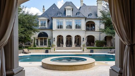 Luxury Properties, Mega Mansions, Texas Homes, North Texas, Dallas Fort Worth, Buying Property, Luxury Property, The Leader, 1 800