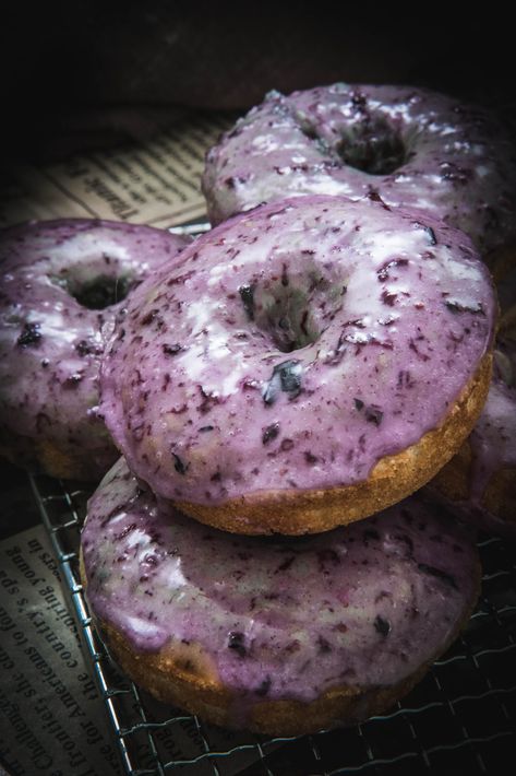 Blueberry Glazed Donuts Donuts Video, Gluten Free Donut, Gluten Free Donut Recipe, Blueberry Glaze, Donut Icing, Donuts At Home, King Arthur Gluten Free, Blueberry Donuts, Making Donuts