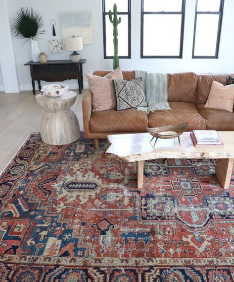 The Perfect Rug Placement For Your Space Sofa Rugs, Persian Rug Living Room, Bedroom Rug Placement, Sofa Kulit, Carpet Diy, Tan Sofa, Gray Carpet, Beige Couch, Rug Placement