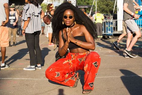 Flawless Outfits from Afropunk Festival Guaranteed to Give You Life Afro Punk Outfits, Afropunk Festival, Queen Aesthetic, Afro Punk, Punk Outfits, Style Punk, Alternative Girls, Surfer Girl, African Attire