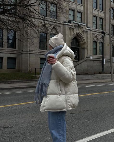 melody on Instagram: "bundled up coffee runs ☕️🤍🏙️ . . . puffer coat and beige beanie @dynamiteclothing blue scarf @gap @levis jeans @uggcanada . . . #pinterestinspired #styleinspiration #winter2022❄️💙 #whitewinter #hmfashion #winteroutfits #dynamitestyle #preppystyle #dynamiteclothing #winterstylefashion #ootdmagazine #matildadjerf #yesugg #matildadjerfstyle #everydaystyle #aestheticall_you #winter2022 #creamoutfit #uggoutfit #torontostreetstyle #outfitlookbook #londonstreetstyle #fmfpr Cream Puffer Outfit, Puff Coat Outfit, Beige Beanie Outfit, Cream Puffer Coat Outfit, Cream Puffer Jacket Outfit, Beige Puffer Jacket Outfit, Office Chic Outfit, Cream Winter Jacket, Beanie Outfit Winter