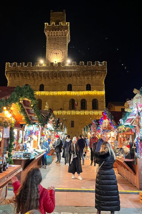 Montepulciano Christmas market and Christmas day Brunello Di Montalcino, Life Binder, Bad Romance, Montepulciano, Street Look, 12th Century, Christmas Market, Christmas Day, Siena