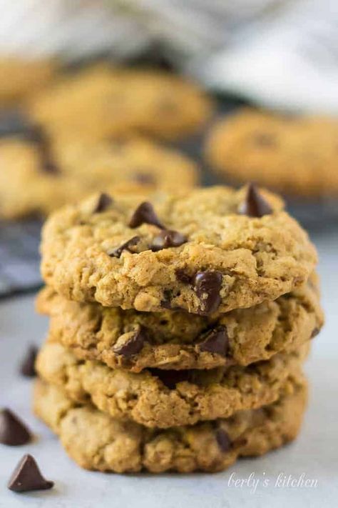 Our easy oatmeal chocolate chip cookies are chewy, soft, and loaded with semi-sweet chocolate chips. This is one of the best cookie recipes you'll ever try! #berlyskitchen Easy Oatmeal Chocolate Chip Cookies, Egg Free Chocolate Chip Cookies, Oatmeal Chocolate Chip Cookies Recipe, Perfect Oatmeal, Oatmeal Chocolate Chip Cookie Recipe, Eggless Chocolate Chip Cookies, Easy Oatmeal, Chocolate Chip Cookies Recipe, Peanut Butter Oatmeal Cookies