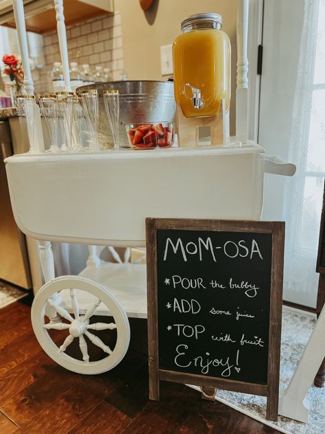 Mom Mosa Bar Baby Shower Ideas, Mom Mosa Bar, Momosa Baby Shower Bar, Baby Shower Drink Station, Mimosa Drink, Sunshine Food, Drink Bag, Here Comes The Son, Baby Shower Drinks