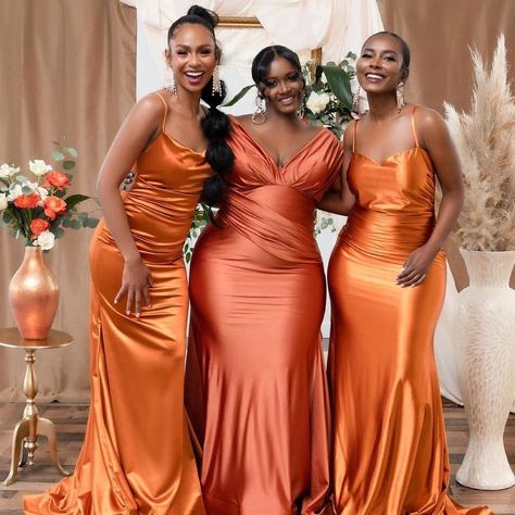 Weddings In Style |BRIDAL BLOG on Instagram: “How gorgeous are these bridesmaid’s dresses by @bridalbabes 😍 #weddingsinstyle #bridalparty #bridetribe #voguebridesmaids #pictureperfect…” Bridesmaid Dresses Curvy, Dresses Curvy, Latest Bridesmaid Dresses, Gorgeous Bridesmaid Dresses, Black Bridesmaids, Bridal Women, Wedding 2024, Dance Fashion, Curvy Dress